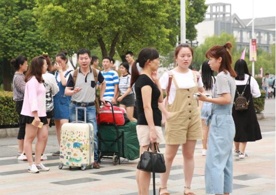 继续教育课程没学完怎么办理退学_几门课补考不过要退学